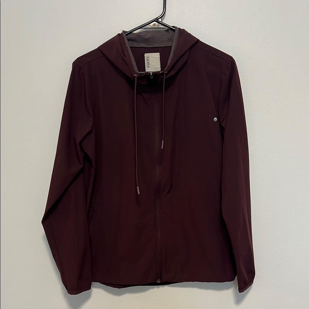 Vuori maroon jacket medium